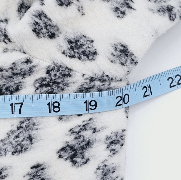 NWT Cupcakes And Cashmere Moto-Styled Knit Bracken Jacket Animal Print Medium - Picture 6 of 8